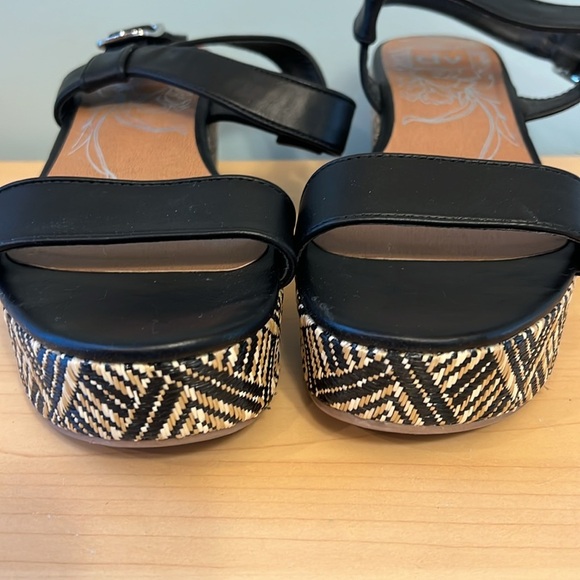 Dolce Vita Brynn Wedge Sandal Size 9.5 Women - Picture 2 of 7